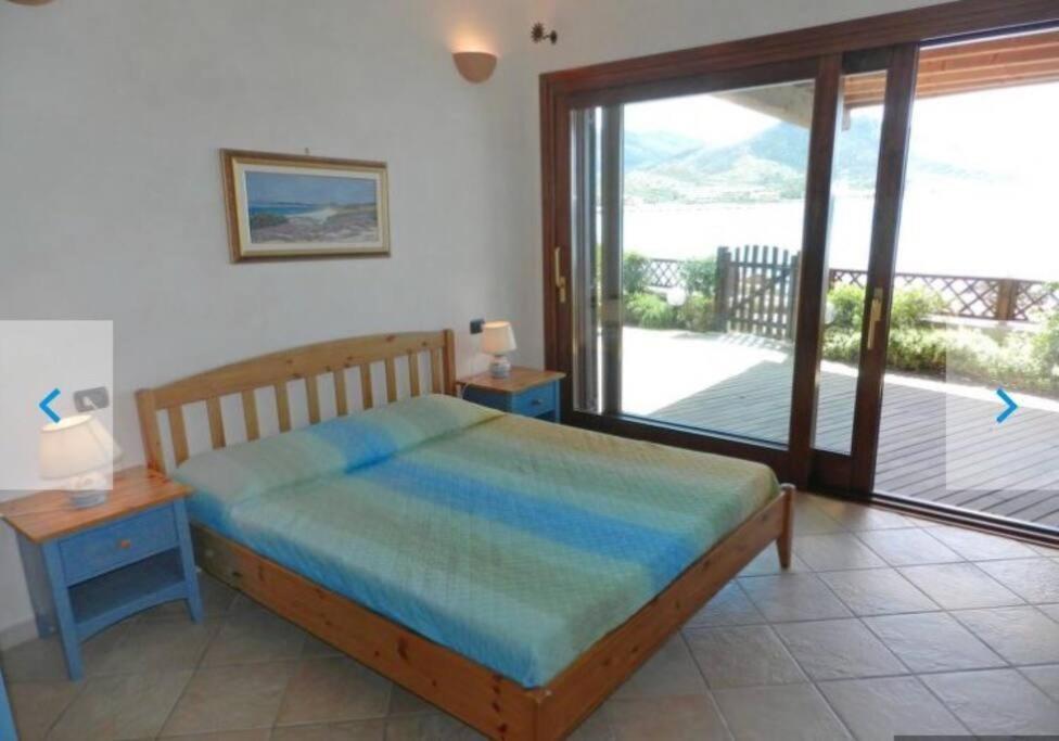 Apartment Pied Dans L'Eau Golfo Aranci Esterno foto